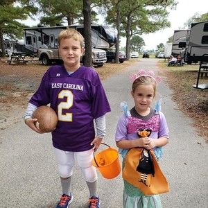 Meet your Posher, Leanna